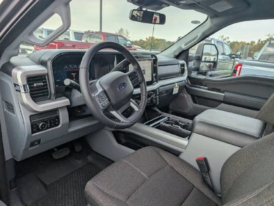 2027 Ford F-350SD XLT