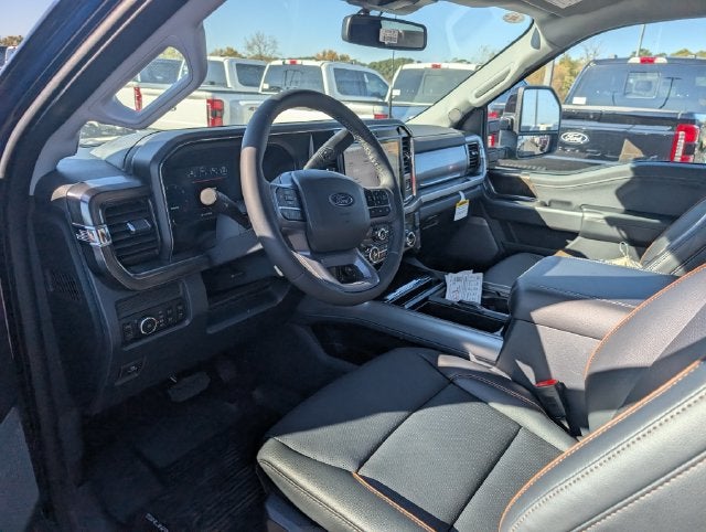 2027 Ford F-350SD Lariat