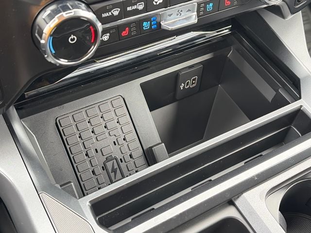 2027 Ford F-450SD Lariat DRW