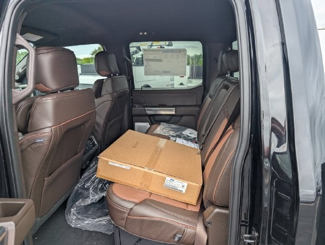 2027 Ford F-450SD King Ranch DRW