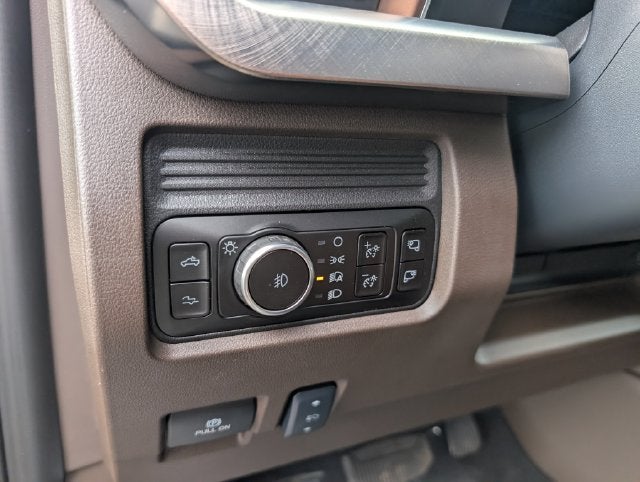 2027 Ford F-450SD King Ranch DRW
