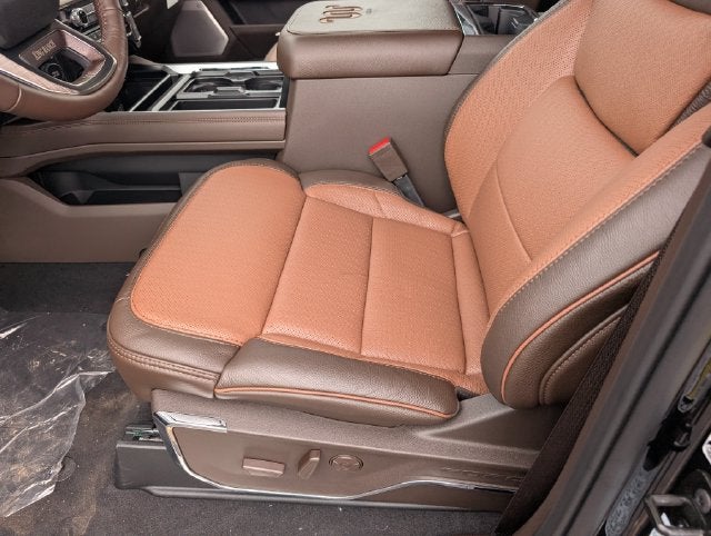 2027 Ford F-450SD King Ranch DRW