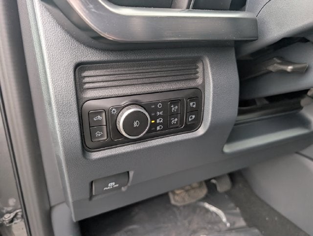 2027 Ford F-450SD Lariat DRW