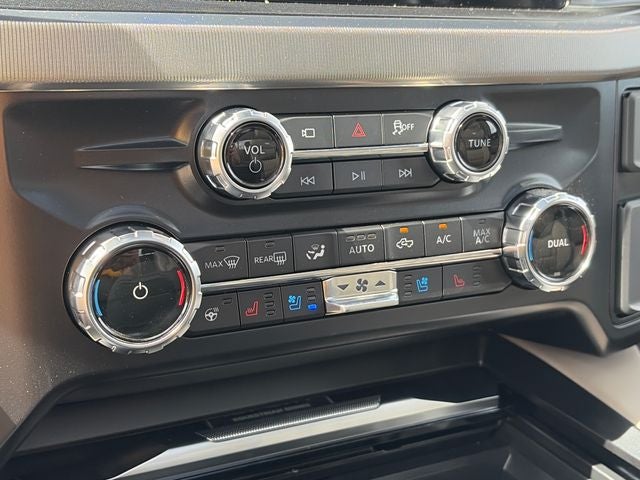 2026 Ford F-450SD Platinum DRW