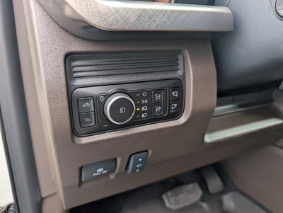 2027 Ford F-450SD King Ranch DRW