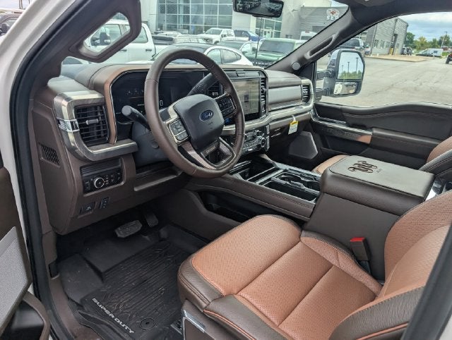 2027 Ford F-450SD King Ranch DRW