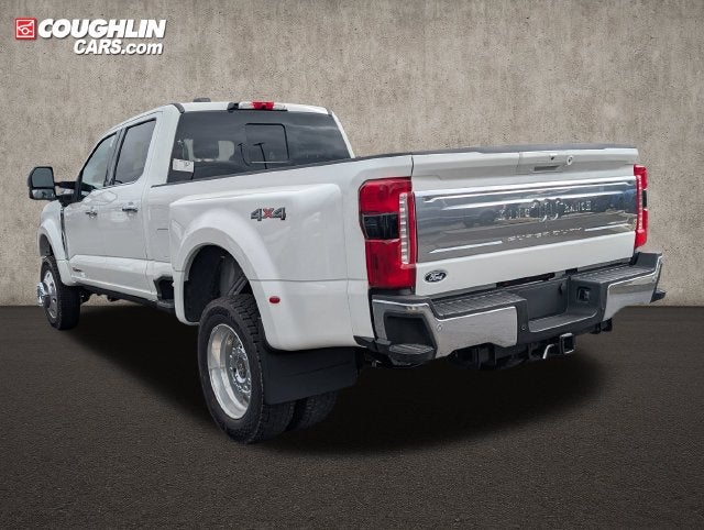 2027 Ford F-450SD King Ranch DRW