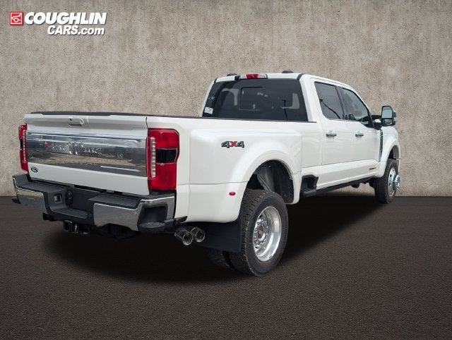 2027 Ford F-450SD King Ranch DRW