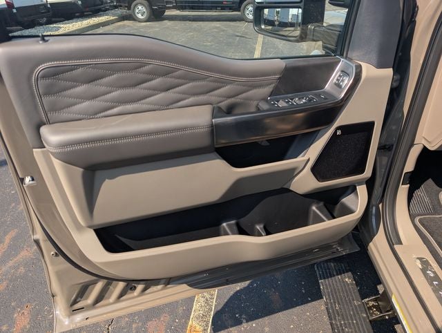 2026 Ford F-450SD Platinum DRW