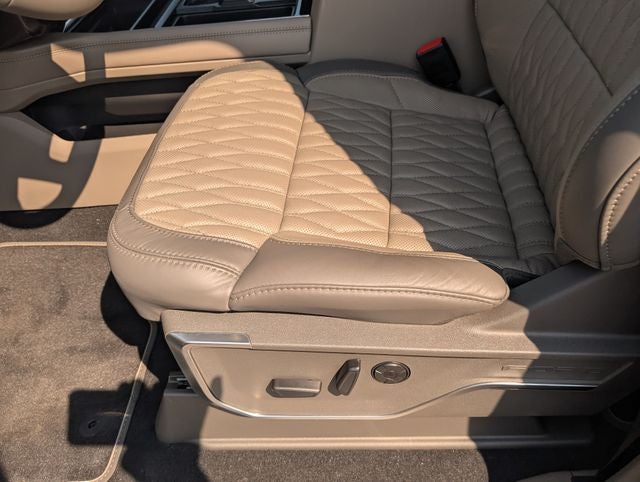 2026 Ford F-450SD Platinum DRW