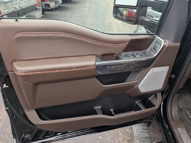2027 Ford F-450SD King Ranch DRW