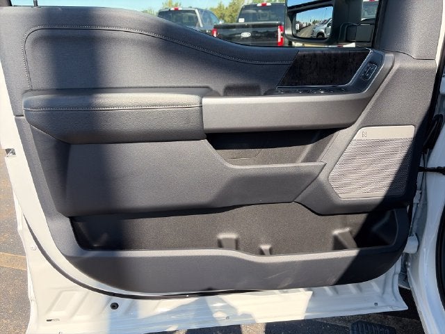 2027 Ford F-450SD Lariat DRW
