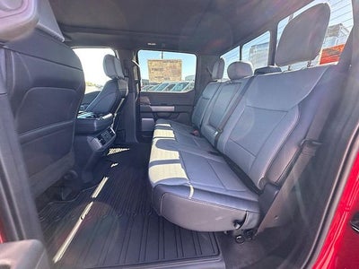 2025 Ford F-150 Lightning Lariat