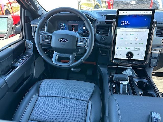 2025 Ford F-150 Lightning Lariat