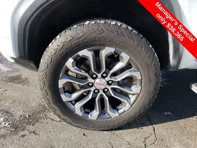 2023 GMC Canyon Denali