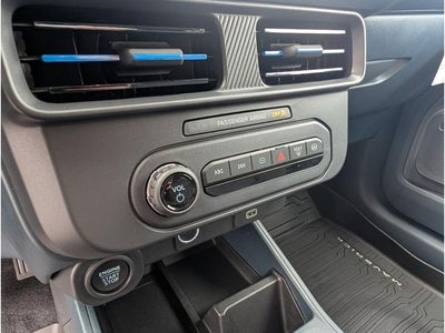 2025 Ford Maverick Lobo Standard