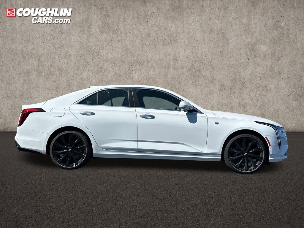 2026 Cadillac CT4 Luxury