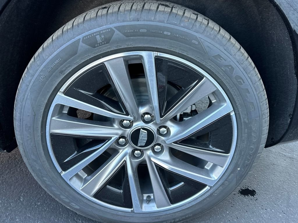 2026 Cadillac VISTIQ Sport