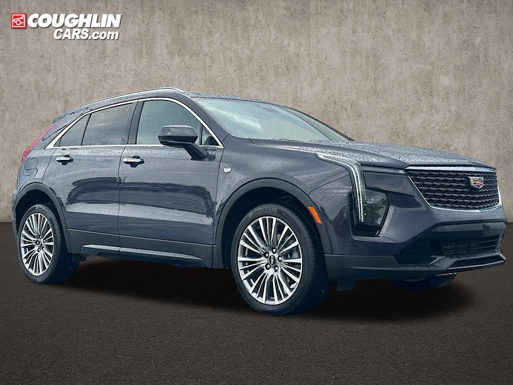 2025 Cadillac XT4 Premium Luxury