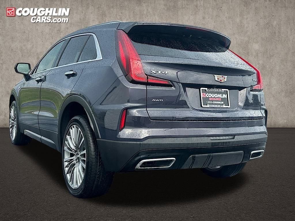 2025 Cadillac XT4 Premium Luxury