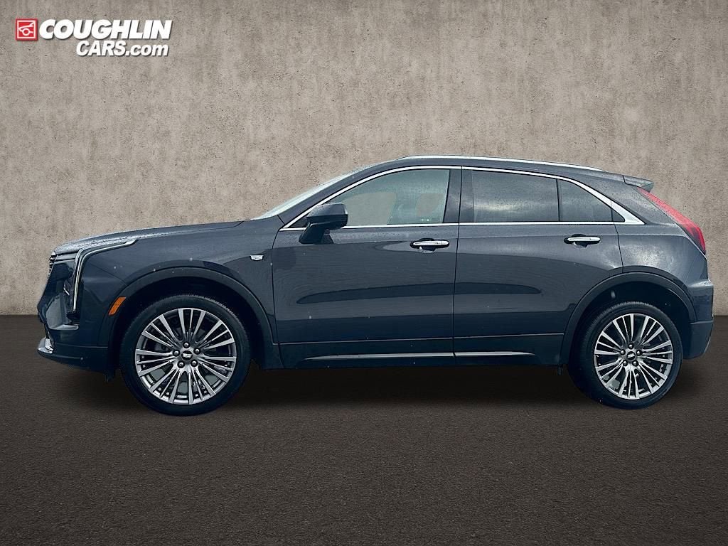 2025 Cadillac XT4 Premium Luxury