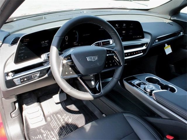 2025 Cadillac LYRIQ Luxury 1