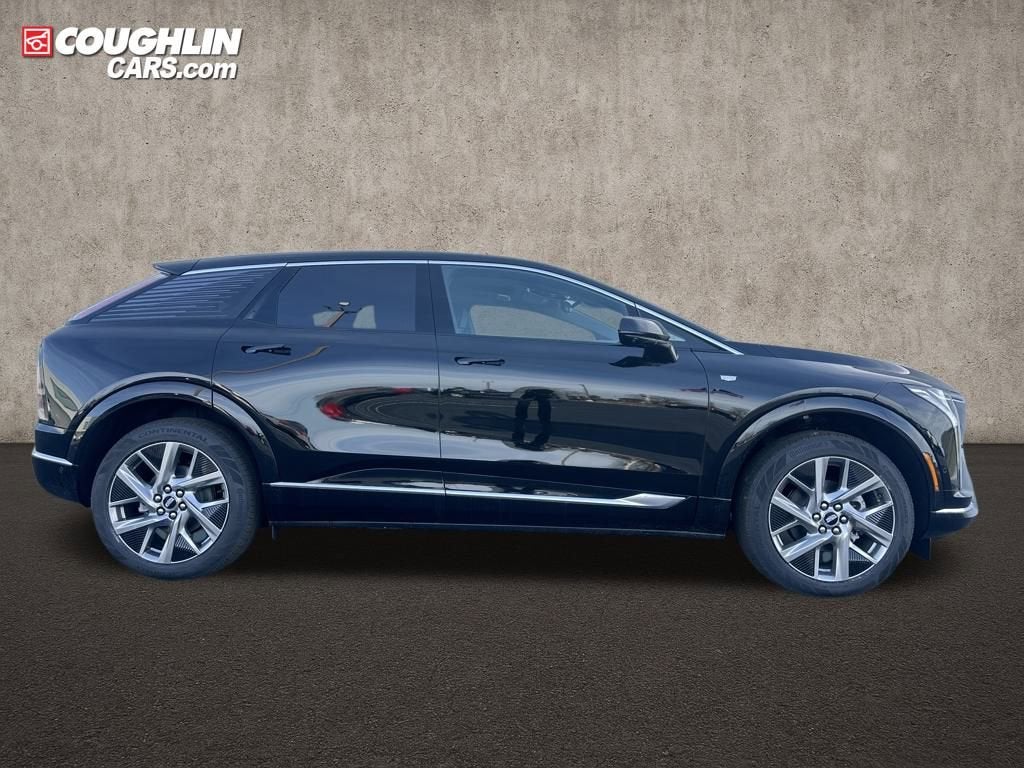 2026 Cadillac OPTIQ Luxury