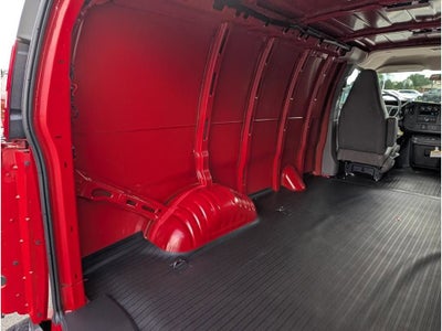 2025 Chevrolet Express Cargo WT