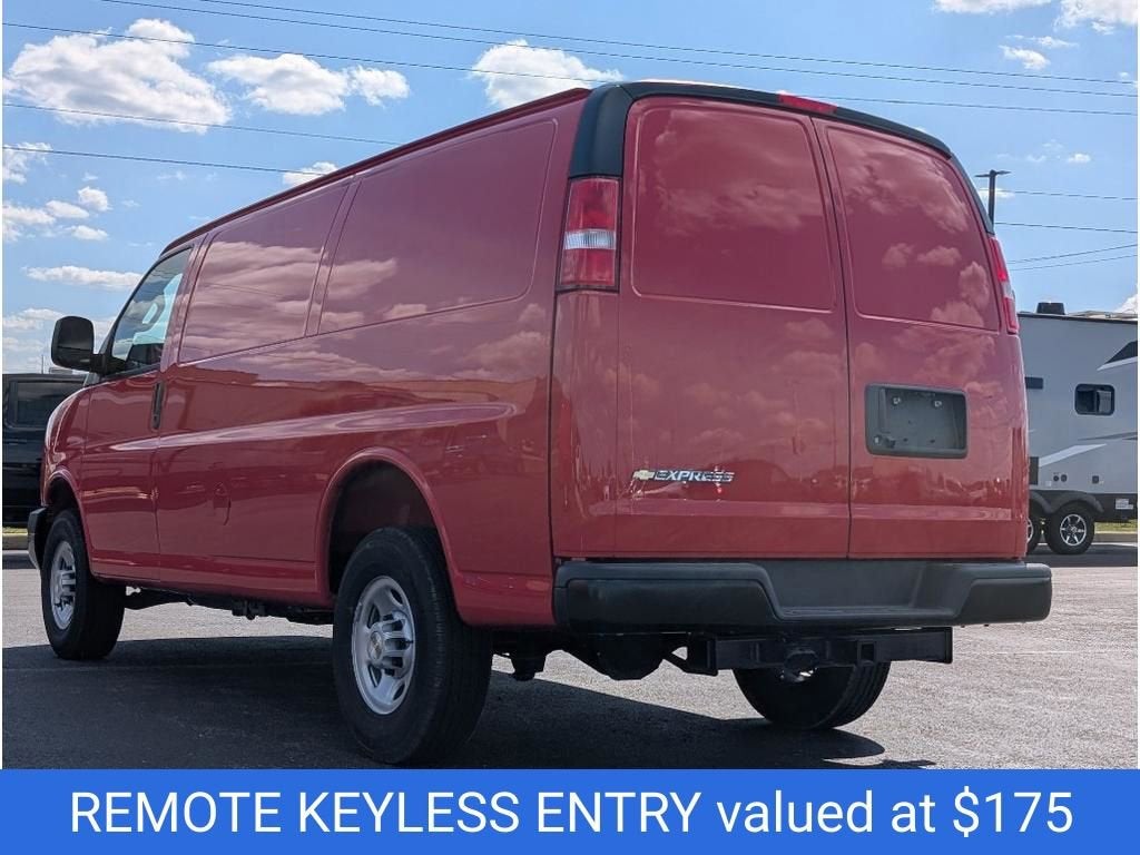 2025 Chevrolet Express Cargo WT