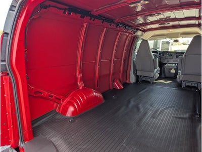 2025 Chevrolet Express Cargo WT