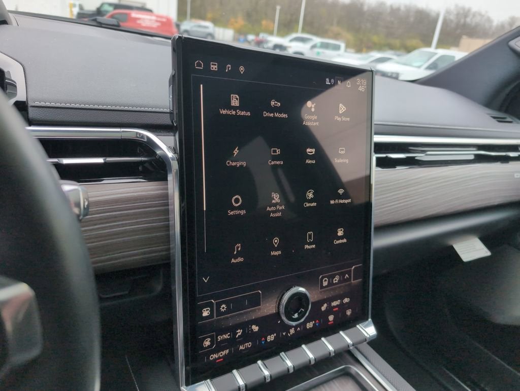 2024 GMC Sierra EV Denali Edition 1