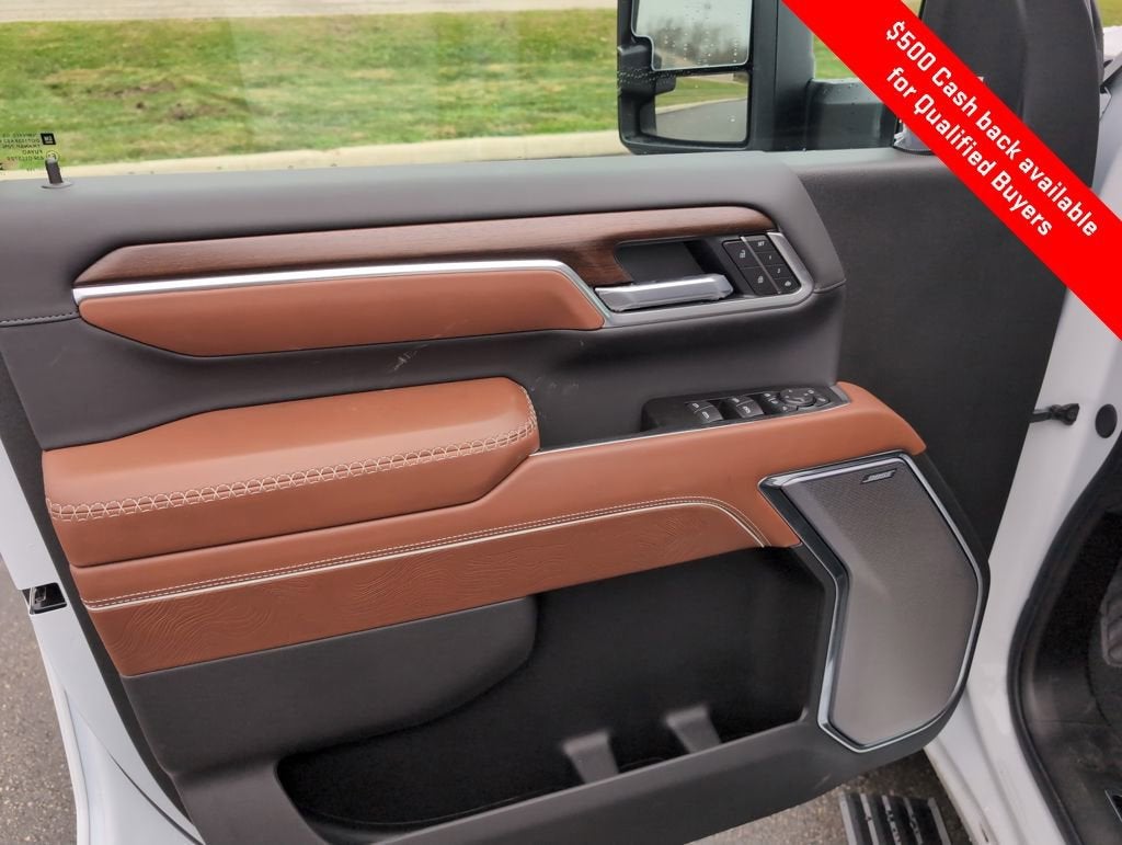 2026 GMC Sierra 3500 HD Denali Ultimate DRW