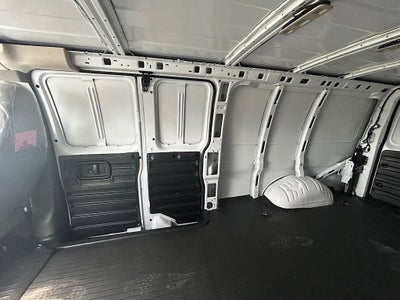 2025 Chevrolet Express Cargo 3500 WT