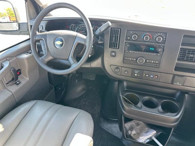 2025 Chevrolet Express Cargo WT