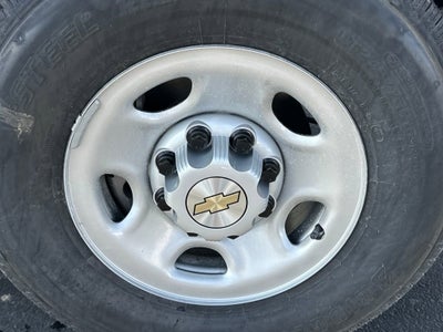 2025 Chevrolet Express Cargo WT