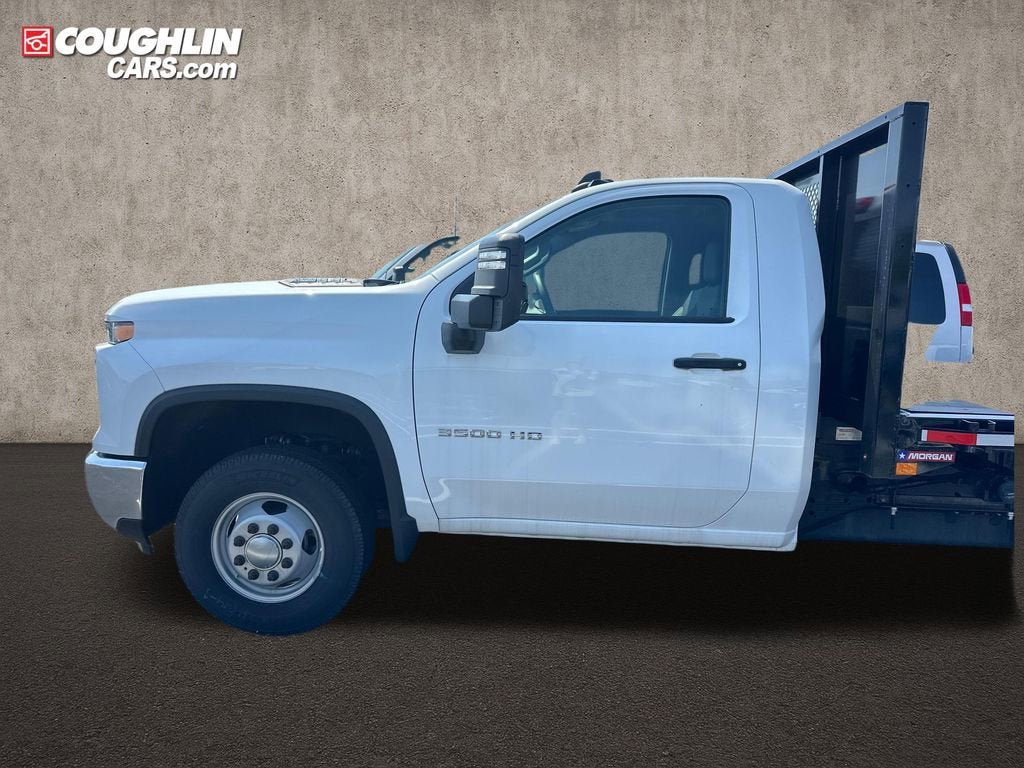 2024 Chevrolet Silverado 6500 HD Work Truck