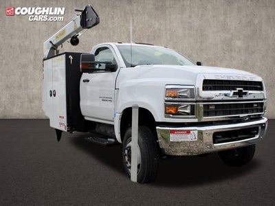 2023 Chevrolet Silverado 6500 HD Work Truck