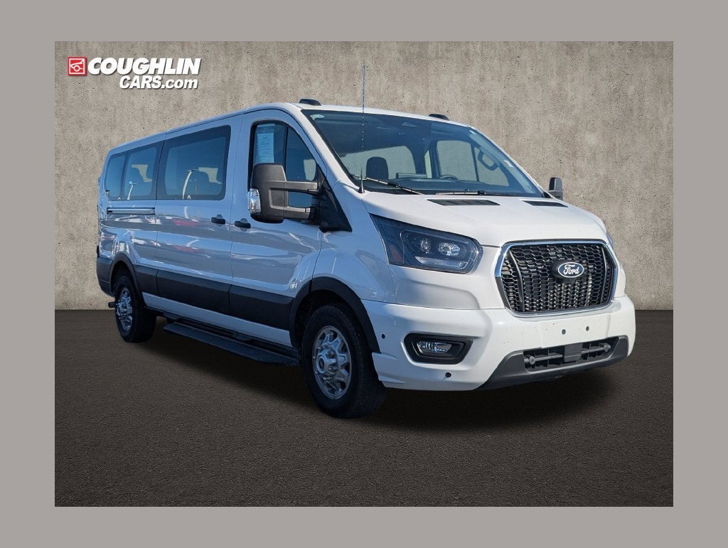 2026 Ford Transit Passenger Wagon XL