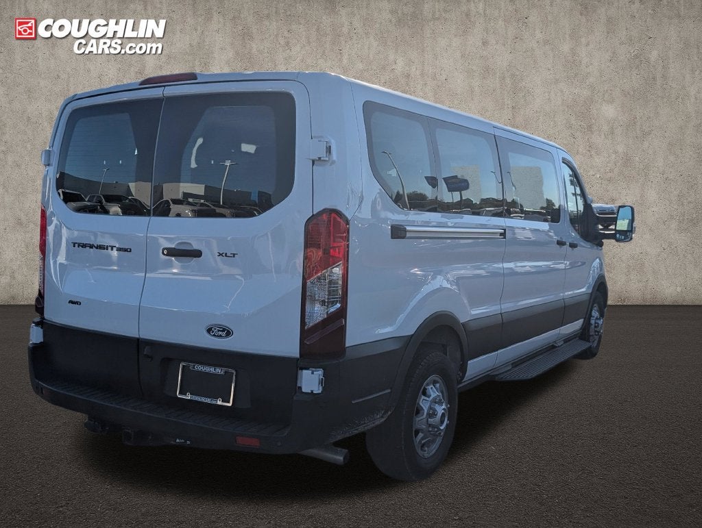 2026 Ford Transit Passenger Wagon XL
