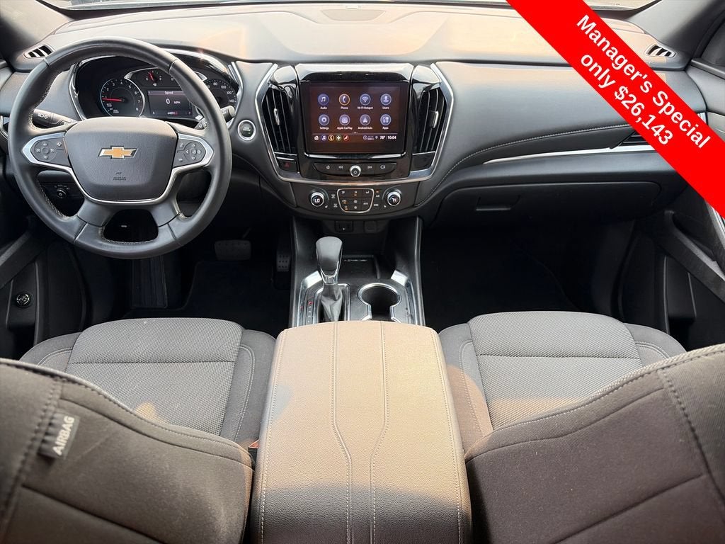 2023 Chevrolet Traverse LT Cloth