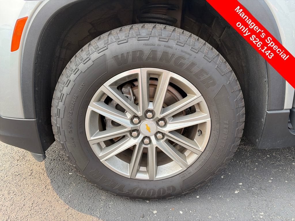 2023 Chevrolet Traverse LT Cloth