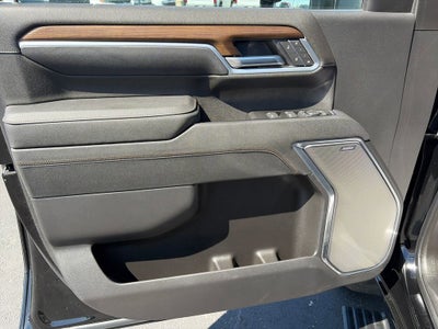 2025 Chevrolet Silverado 3500 HD High Country