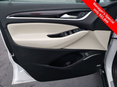 2024 Buick Enclave Essence