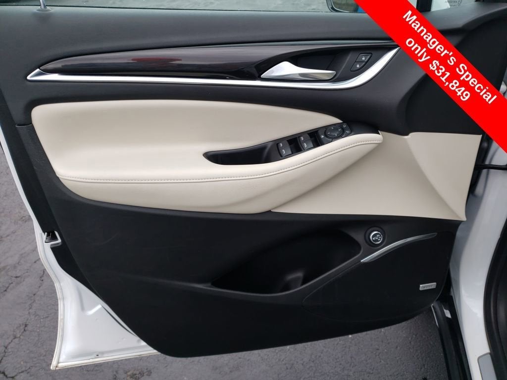 2024 Buick Enclave Essence