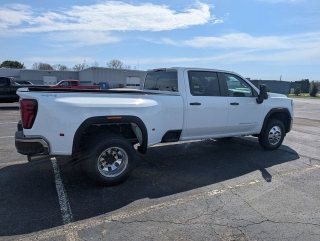 2026 GMC Sierra 3500 HD Pro DRW