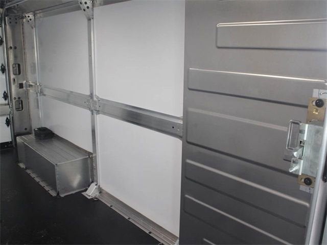 2025 Chevrolet BrightDrop 600 EJZ