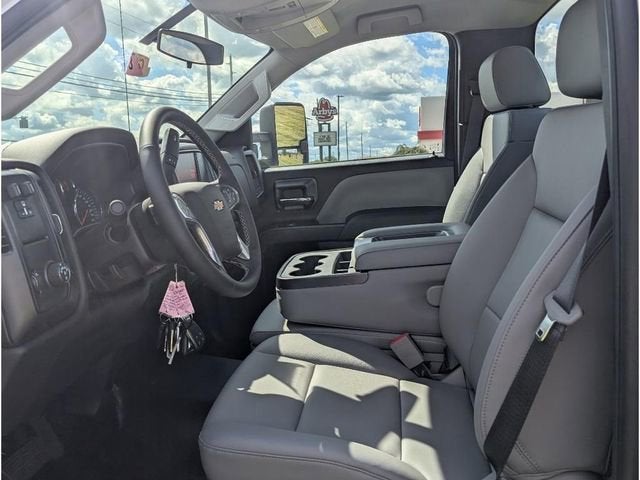 2024 Chevrolet Silverado 5500 HD Work Truck